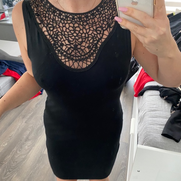 Guess dress - Picture 1 of 3